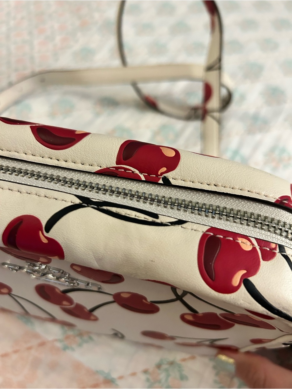 COACH Jamie Camera Bag With Cherry Print In Smooth Leather In Chalk Colorway GUC - Picture 6 of 13